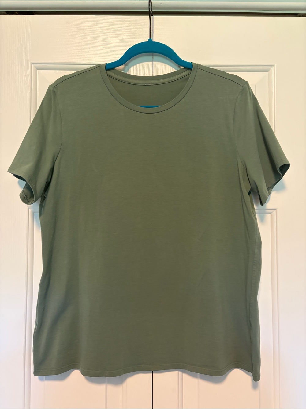 Lululemon Green T Shirt